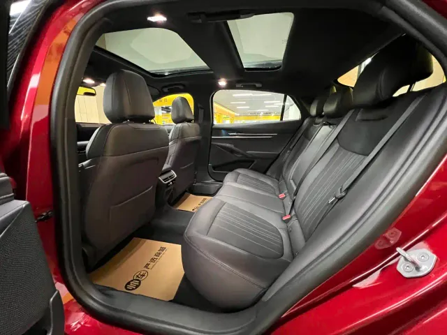Ford Mondeo — Фото автомобиля 10