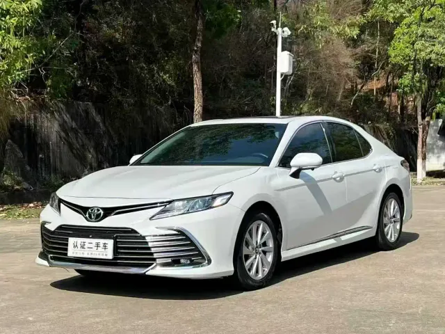 Фотография автомобиля — Toyota Camry