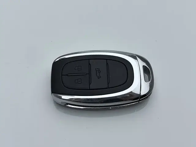 Maxus Dajia 5 — Фото автомобиля 19