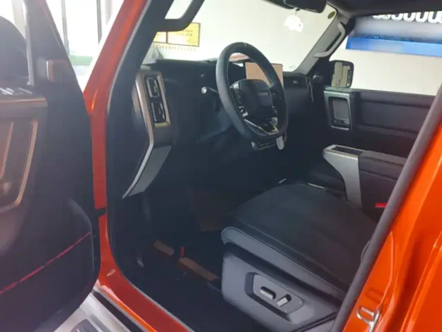 iCAR V23 — Фото автомобиля 15