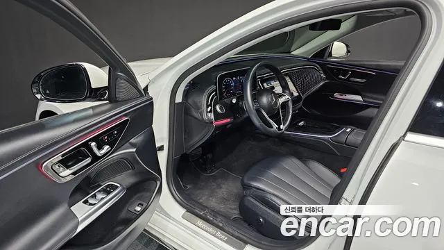 Mercedes-Benz E-Class — Фото автомобиля 10