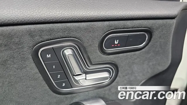 Mercedes-Benz A-Class — Фото автомобиля 27
