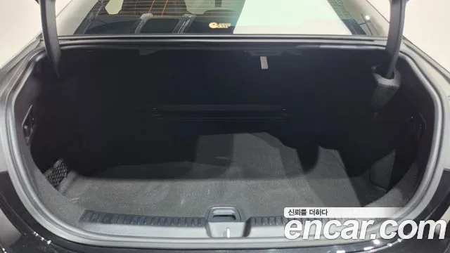 Mercedes-Benz E-Class E-класс W214 — Фото автомобиля 18