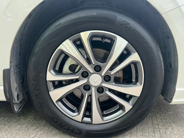 Changan Eado — Фото автомобиля 19