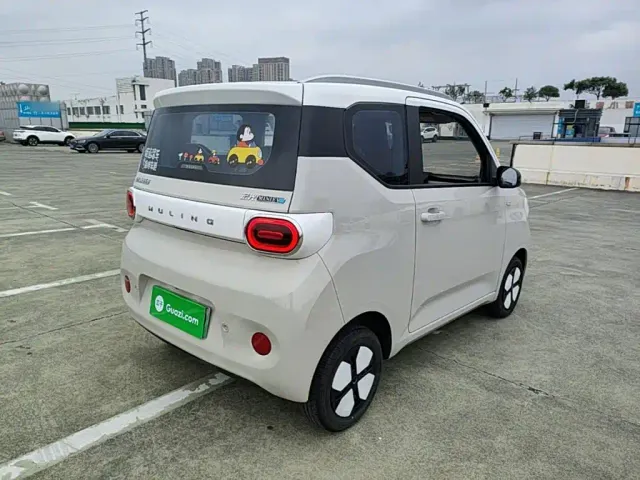 Wuling Hongguang Mini EV — Фото автомобиля 6
