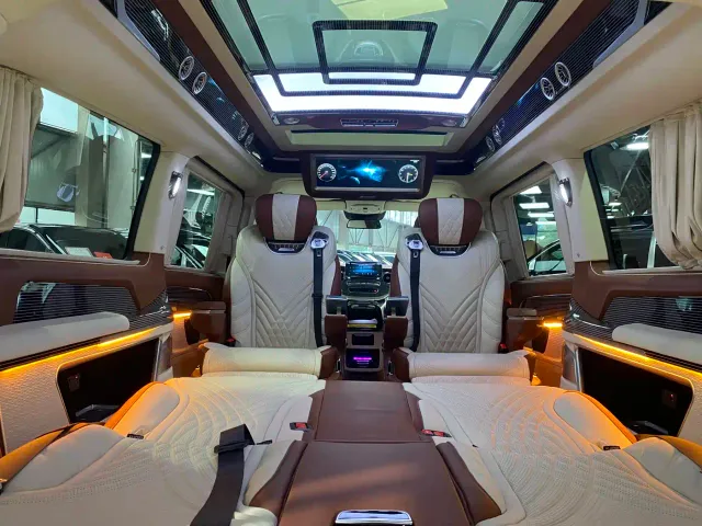 Mercedes-Benz V-Class — Фото автомобиля 16