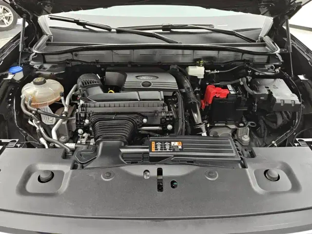 Ford Edge — Фото автомобиля 10