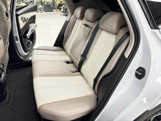 BYD Yuan PLUS — Фото автомобиля 11
