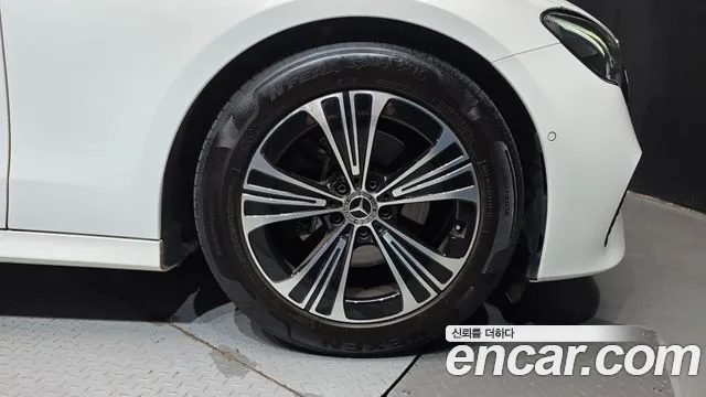 Mercedes-Benz E-Class W214 — Фото автомобиля 6
