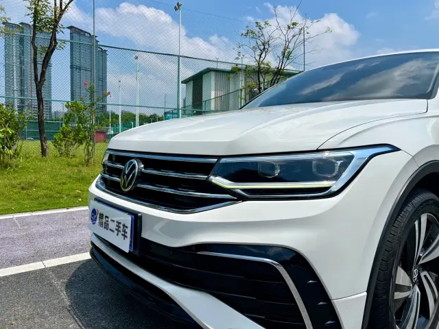 Volkswagen Tiguan X — Фото автомобиля 4