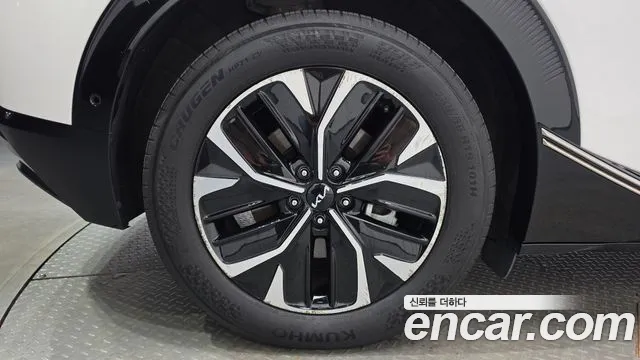 Kia EV6 — Фото автомобиля 5