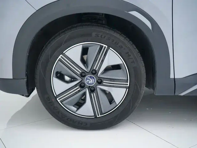 BYD Yuan UP — Фото автомобиля 22