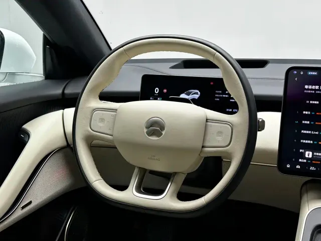 Nio ET5 Touring — Фото автомобиля 16
