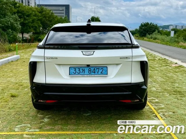 Cadillac Lyriq Lyriq Sport — Фото автомобиля 3