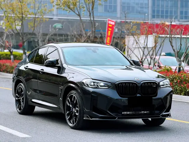 BMW X4 M40i — Фото автомобиля 4