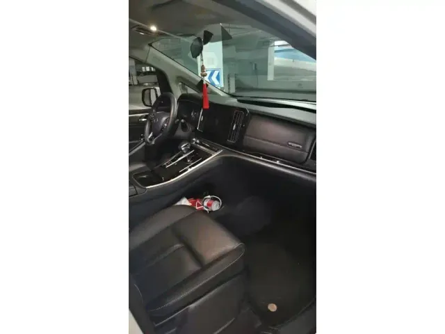 GAC Trumpchi M8 — Фото автомобиля 5