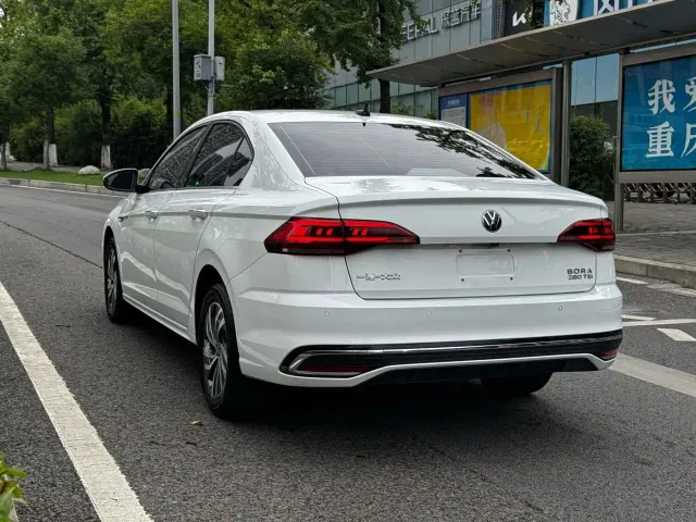 Volkswagen Bora — Фото автомобиля 23