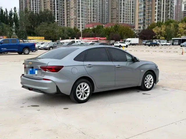 Chevrolet Monza — Фото автомобиля 6