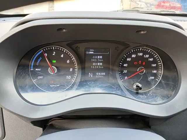 Wuling Yangguang — Фото автомобиля 11