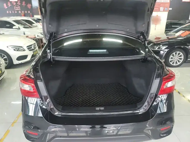 Nissan Sylphy — Фото автомобиля 18
