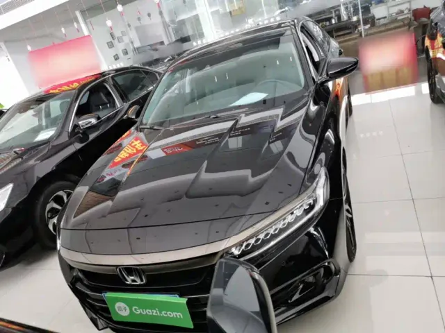 Honda Accord — Фото автомобиля 2