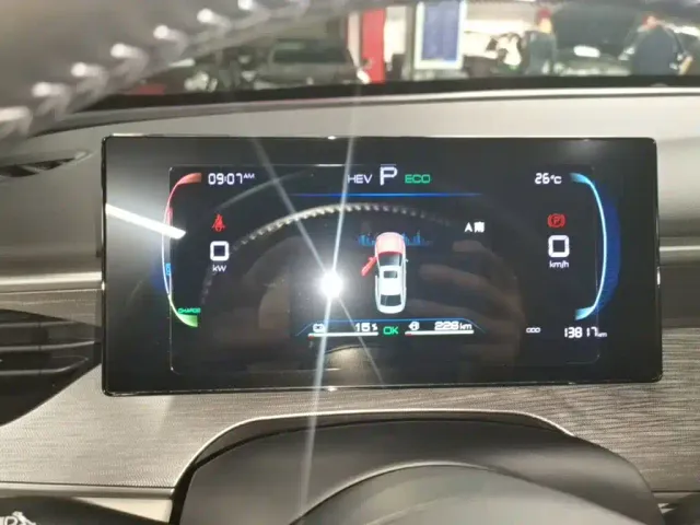 BYD Seal 05 DM-i — Фото автомобиля 11