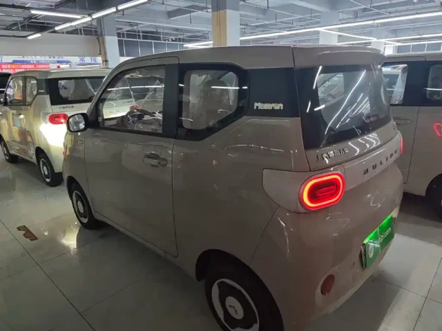 Wuling Hongguang Mini EV — Фото автомобиля 4