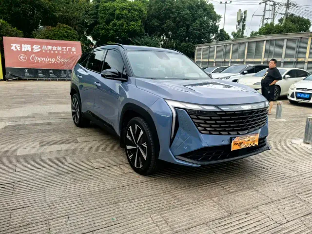 Geely Boyue L — Фото автомобиля 3