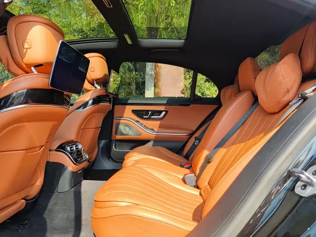 Mercedes-Benz S-Class — Фото автомобиля 30