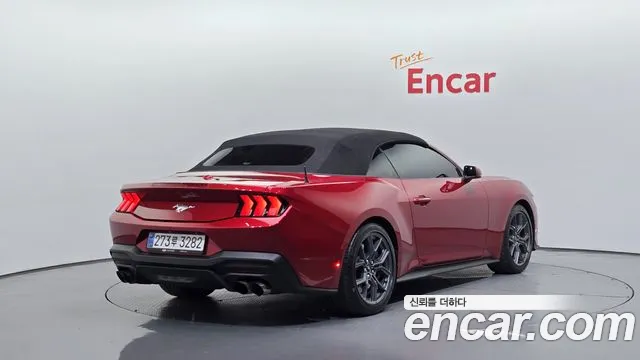 Ford Mustang 7th Gen — Фото автомобиля 2