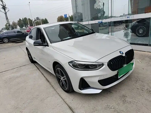 BMW 1 Series — Фото автомобиля 3