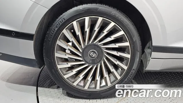 Hyundai Grandeur GN7 — Фото автомобиля 5
