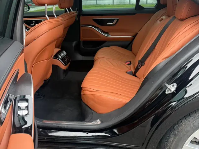 Mercedes-Benz S-Class — Фото автомобиля 5