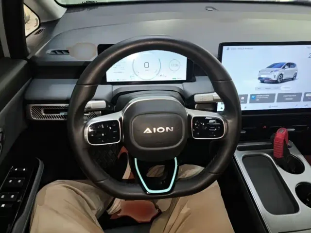 GAC Aion Y — Фото автомобиля 6