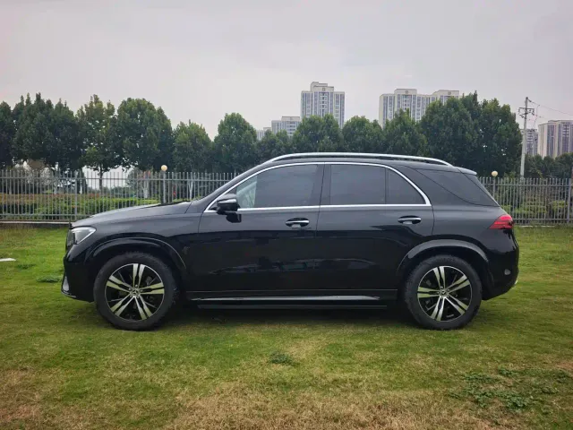 Mercedes-Benz GLE-Class — Фото автомобиля 8