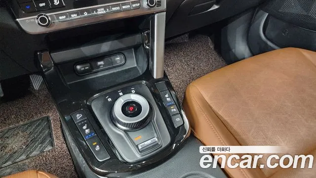 Kia Seltos Новый Seltos Бензин 2.0 2WD — Фото автомобиля 9