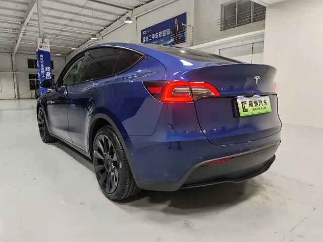 Tesla Model Y 2022 Facelift Rear-Wheel Drive Version — Фото автомобиля 6