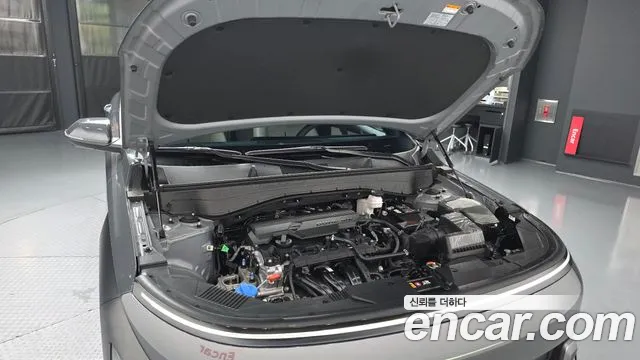 Hyundai Kona Kona (SX2) Бензин 2.0 2WD — Фото автомобиля 5