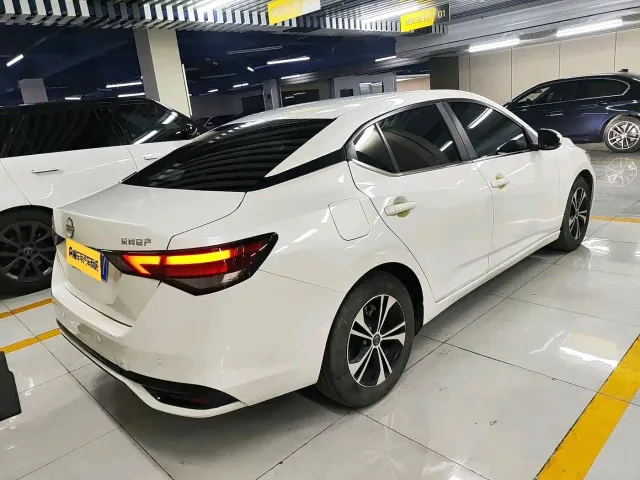 Nissan Sylphy — Фото автомобиля 4