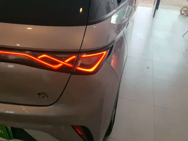 BYD Dolphin — Фото автомобиля 7