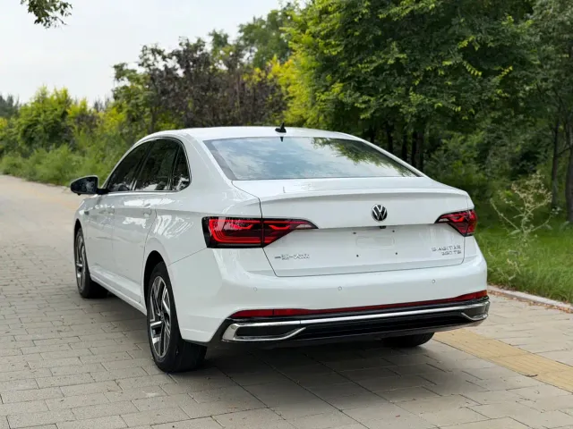 Volkswagen Sagitar — Фото автомобиля 25