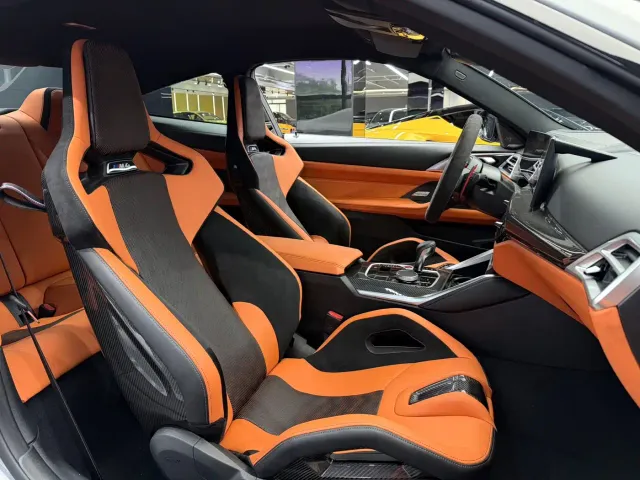BMW M4 — Фото автомобиля 10