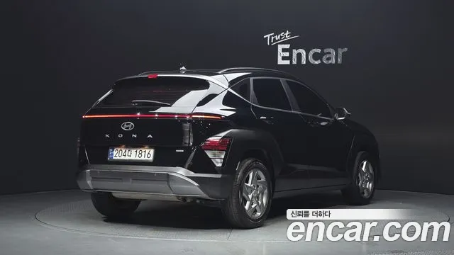 Hyundai Kona Kona (SX2) Бензин 1.6 Turbo 4WD — Фото автомобиля 2