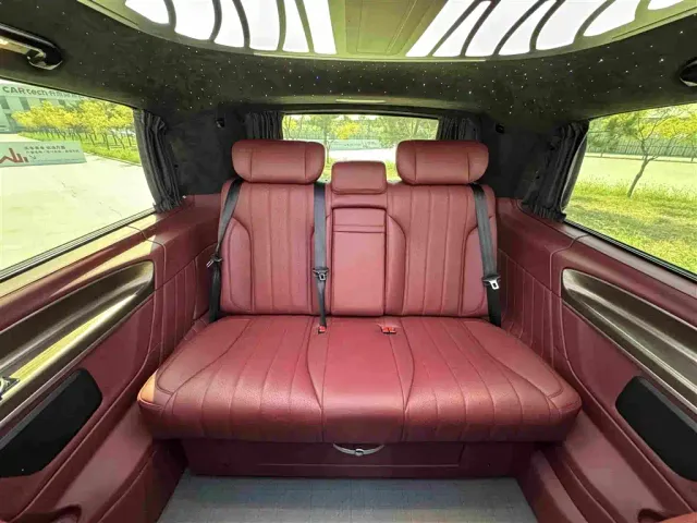 Mercedes-Benz V-Class — Фото автомобиля 9