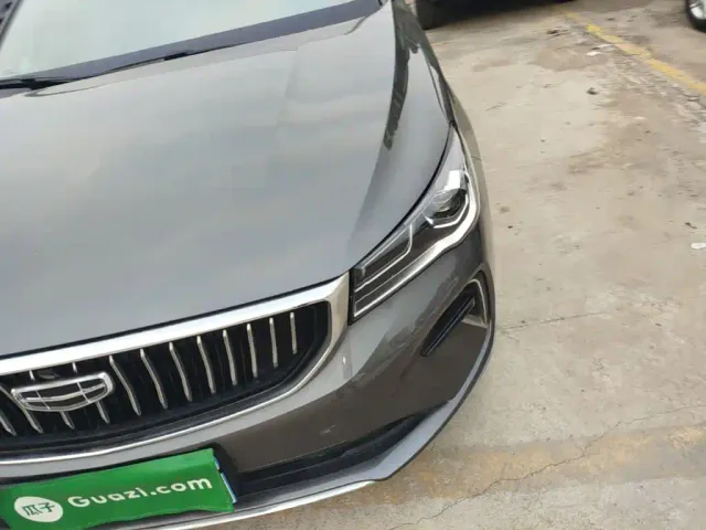 Geely Emgrand — Фото автомобиля 23