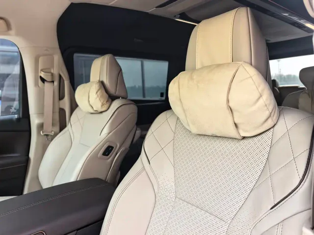 Toyota Vellfire — Фото автомобиля 7