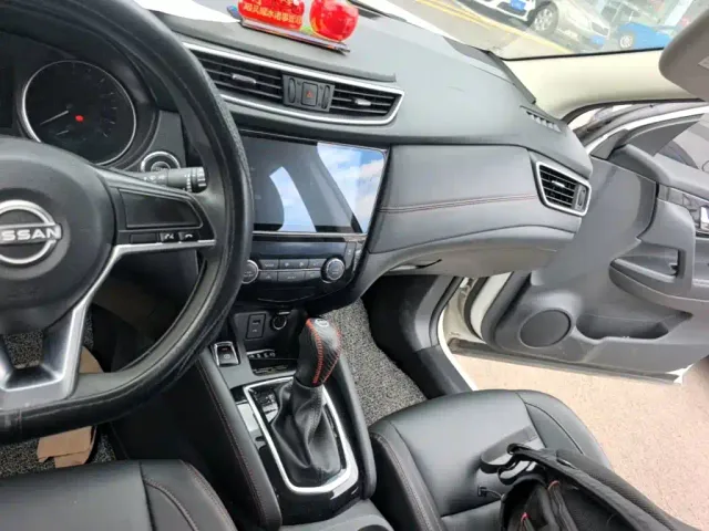 Nissan Qashqai — Фото автомобиля 12
