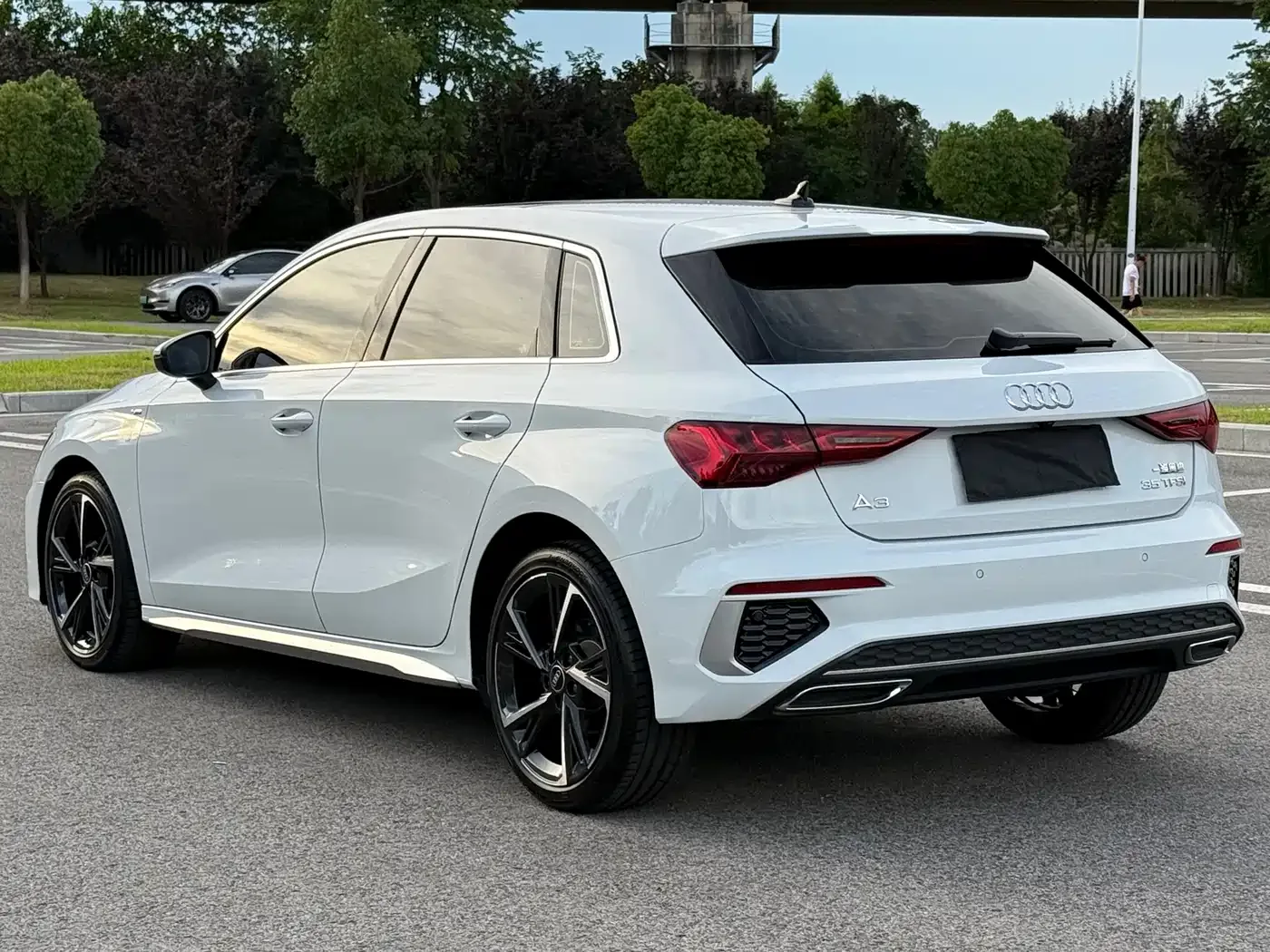 Audi Audi A3 2023 Facelift Sportback 35 TFSI Fashion Sport — Фото автомобиля 6