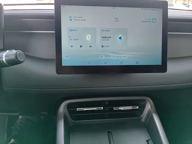 BYD Qin PLUS — Фото автомобиля 12