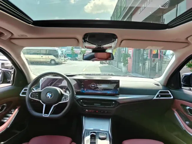 BMW 3 Series — Фото автомобиля 4